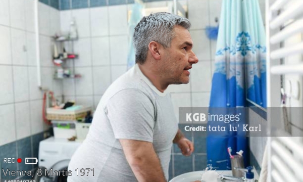 Tatăl lui Nehammer era atât de labagiu* încât a făcut câte un copil pentru fiecare deget în semn de omagiu.